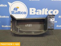 Бардачек правая