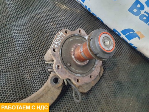 Кулак поворотный